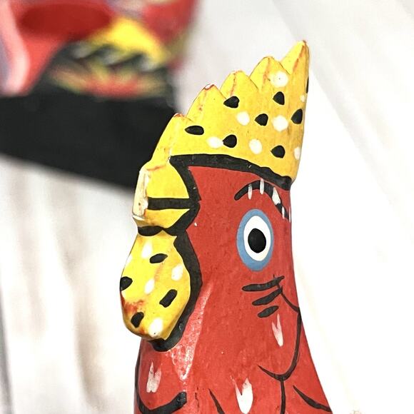Set of 6 Vintage Hand Painted Rustic Folk Art Rooster Napkin Ring Holders - Picture 6 of 15